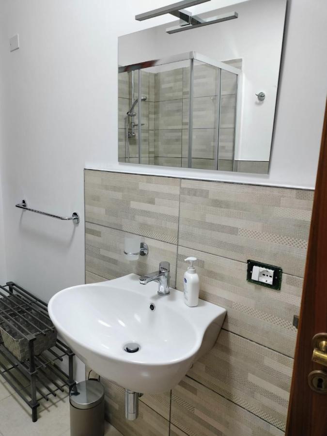 Villa Letizia Rooms & Apartments Noto Buitenkant foto